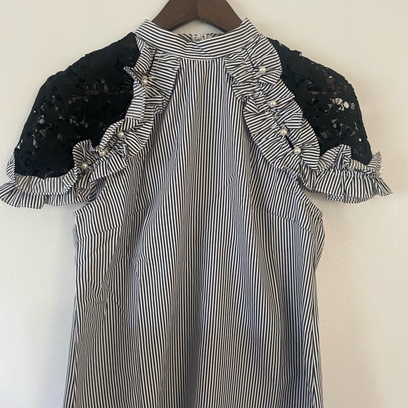 NWT  Women Striped Top Blouse Accented with Pearls - Picture 8 of 11